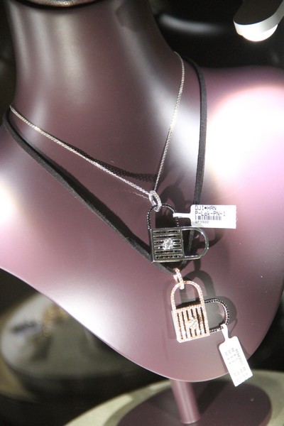 Showcasing of Bejewel Yourself Like Dji